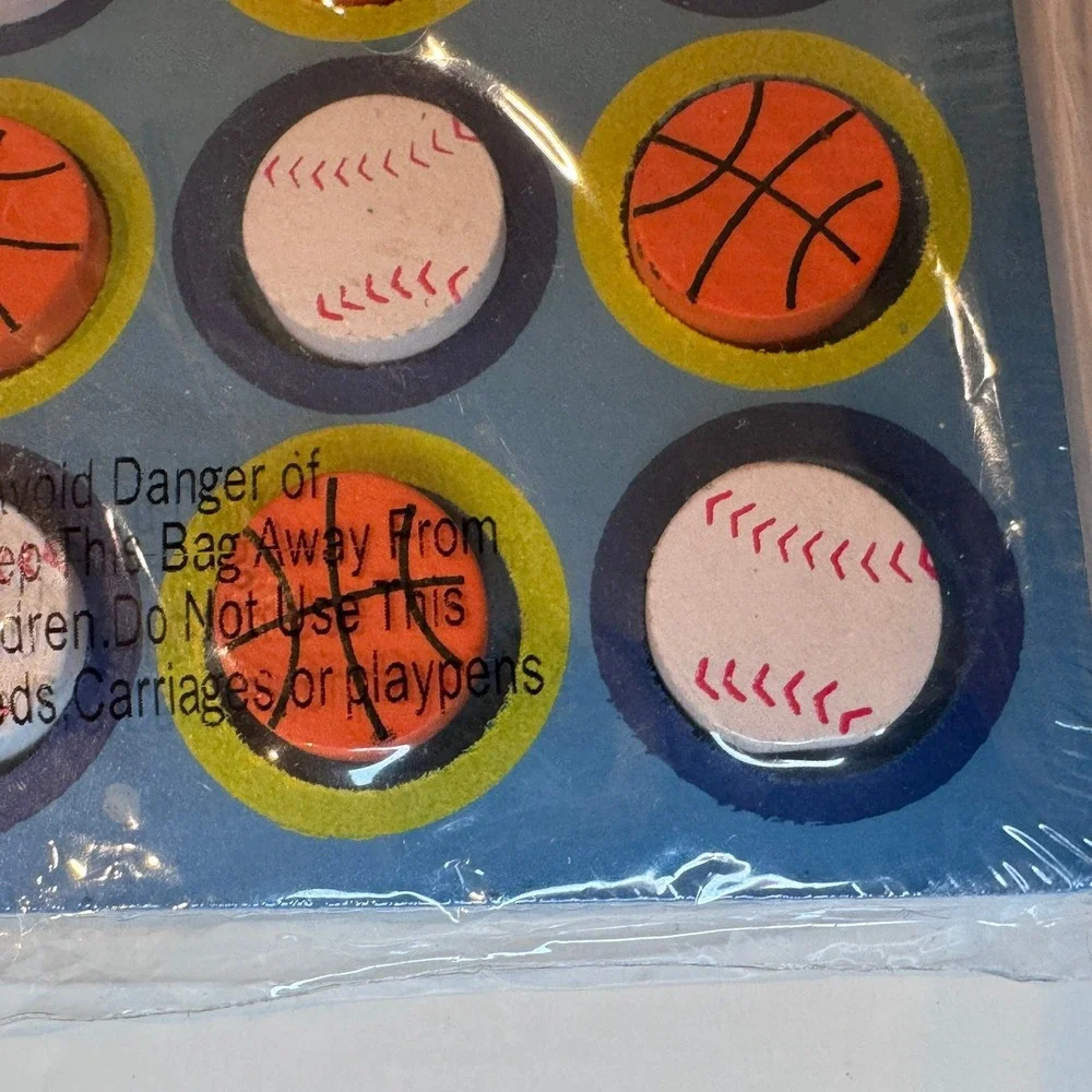 Sports Tic‎ Tac Toe Wooden Game Set Basketball Baseball 10 Pieces New
